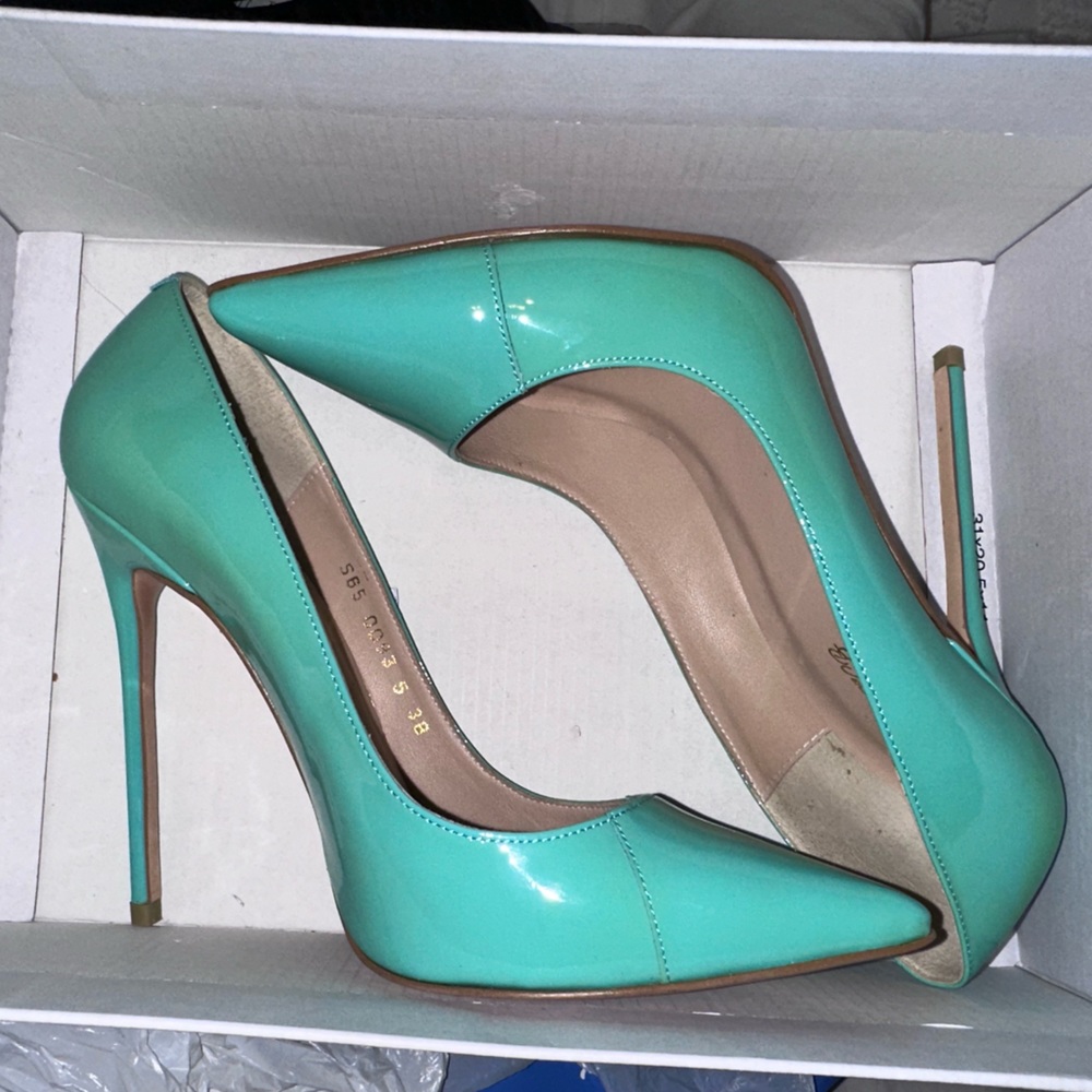 HOUSE OF CB TEAL HEELS
